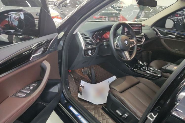 Used BMW X3 2022 xDrive25i M Sport Package Driver Seat