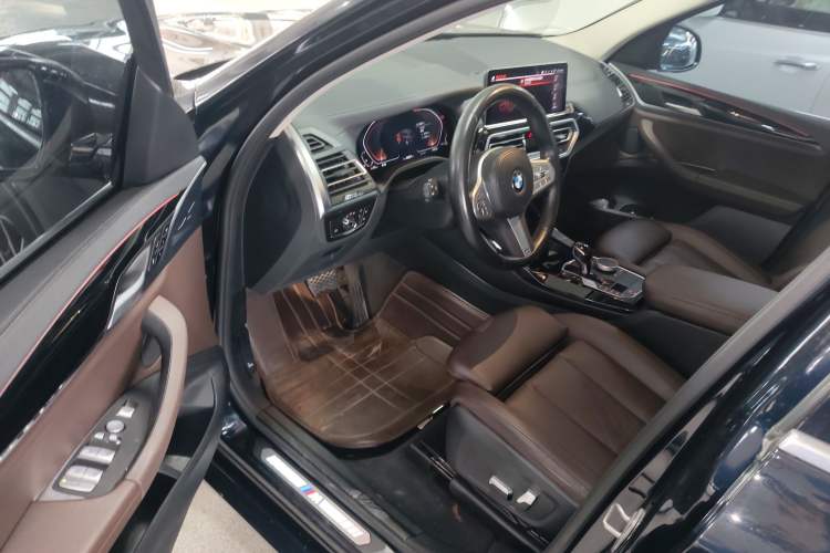Used BMW X3 2022 Restyled xDrive25i M Sport Package Driver Seat