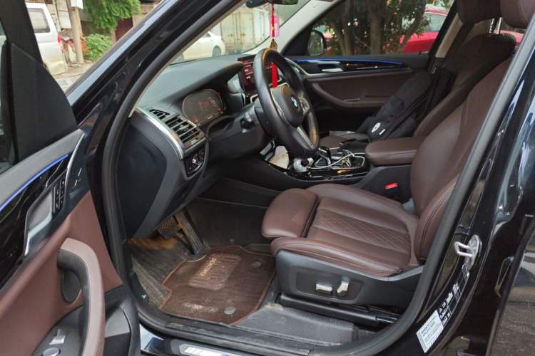 Used BMW X3 2022 xDrive25i M Sport Package Driver Seat