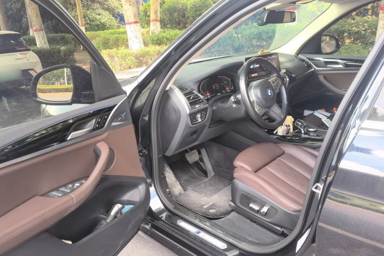 Used BMW X3 2022 Restyled xDrive25i M Sport Package Driver Seat