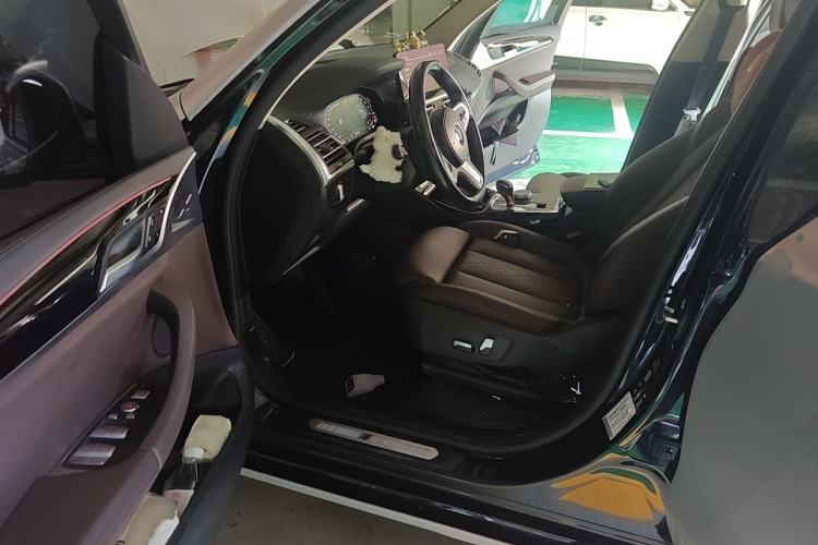 Used BMW X3 2022 xDrive25i M Sport Package Driver Seat