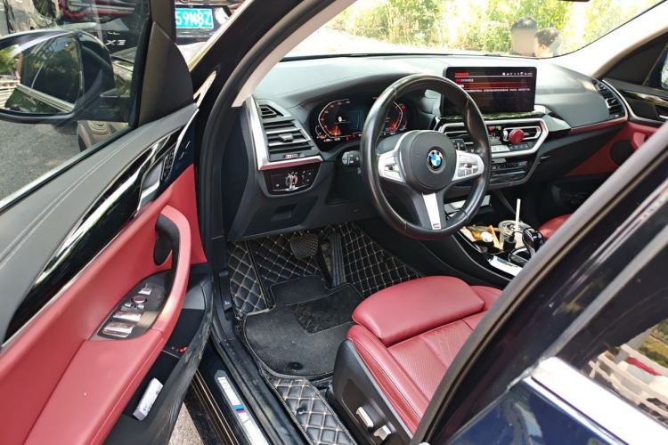 Used BMW X3 2022 xDrive25i M Sport Package Driver Seat