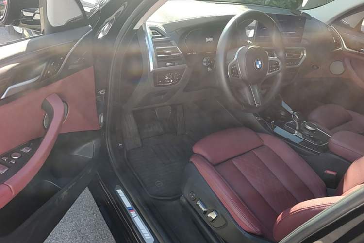 Used BMW X3 2022 xDrive30i Luxury Model M Night Sky Package Driver Seat