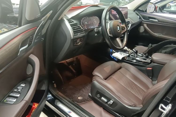 Used BMW X3 2022 xDrive30i Luxury Model M Night Sky Package Driver Seat