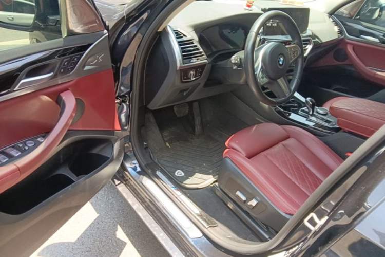 Used BMW X3 2022 xDrive25i M Sport Package Driver Seat