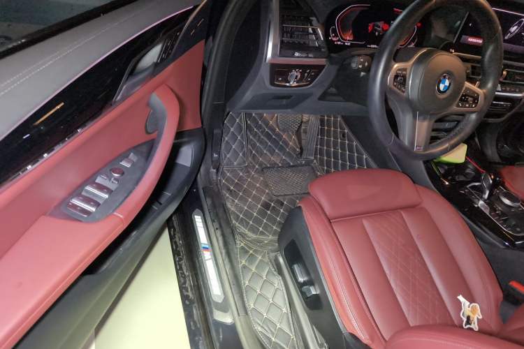 Used BMW X3 2022 xDrive25i M Sport Package Driver Seat