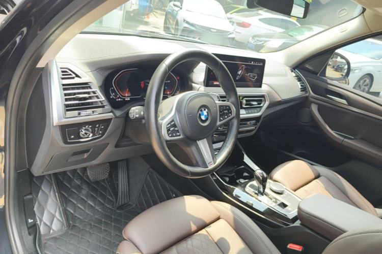 Used BMW X3 2022 xDrive30i Luxury Edition M Night Sky Package Driver Seat
