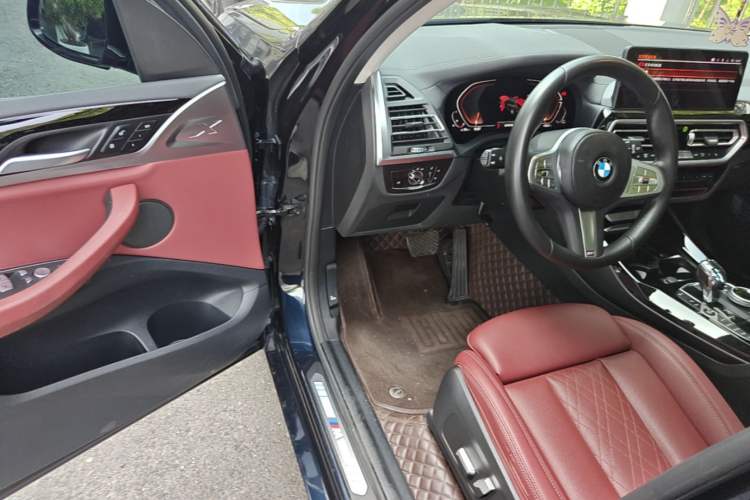 Used BMW X3 2022 Restyled xDrive25i M Sport Package Driver Seat