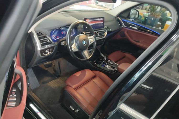 Used BMW X3 2022 Restyled xDrive25i M Sport Package Driver Seat