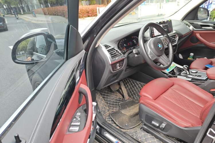 Used BMW X3 2022 Restyled xDrive25i M Sport Package Driver Seat