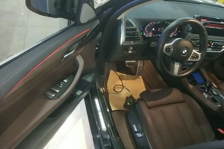Used BMW X3 2022 xDrive25i M Sport Package Driver Seat