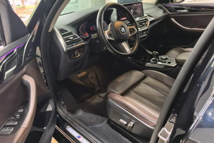 Used BMW X3 2022 xDrive25i M Sport Package Driver Seat