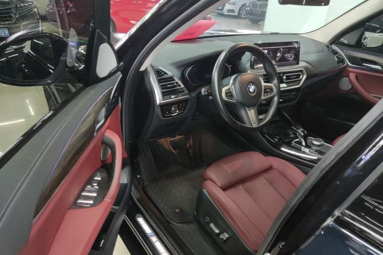 Used BMW X3 2022 xDrive30i Luxury Model M Night Sky Package Driver Seat