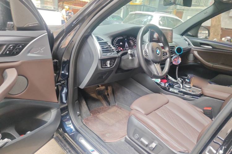 Used BMW X3 2022 xDrive30i Luxury Edition M Night Sky Package Driver Seat