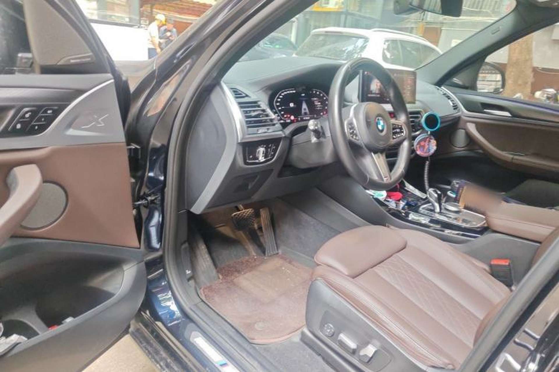 Used BMW X3 2022 xDrive30i Luxury Edition M Night Sky Package Driver Seat