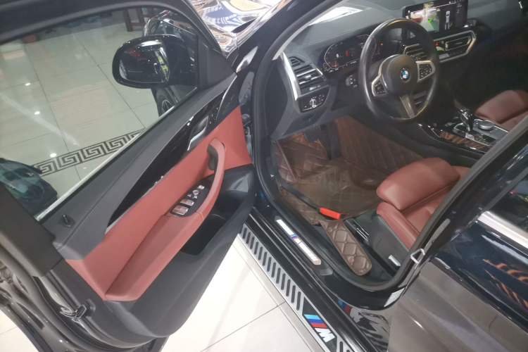 Used BMW X3 2022 Restyled xDrive25i M Sport Package Driver Seat