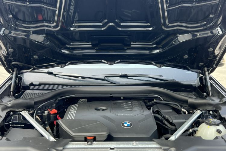 Used BMW X3 2022 Restyled xDrive25i M Sport Package Engine Bay