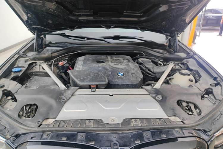 Used BMW X3 2022 Restyled xDrive25i M Sport Package Engine Bay