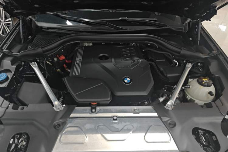 Used BMW X3 2022 Restyled xDrive25i M Sport Package Engine Bay