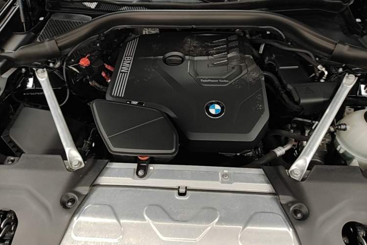Used BMW X3 2022 Restyled xDrive25i M Sport Package Engine Bay