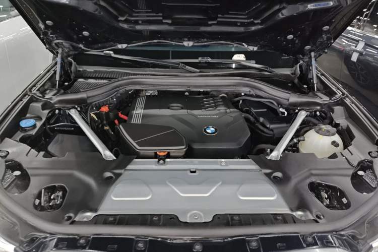 Used BMW X3 2022 Restyled xDrive25i M Sport Package Engine Bay