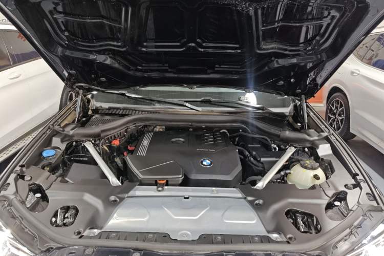 Used BMW X3 2022 Restyled xDrive25i M Sport Package Engine Bay
