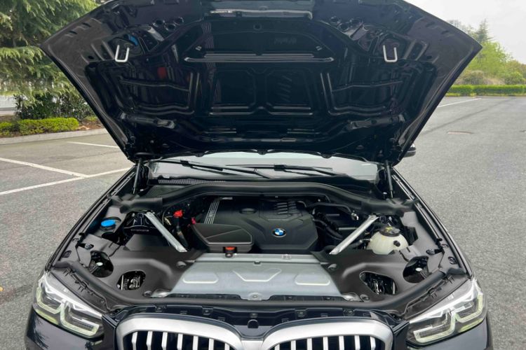 Used BMW X3 2022 xDrive25i M Sport Package Engine Bay