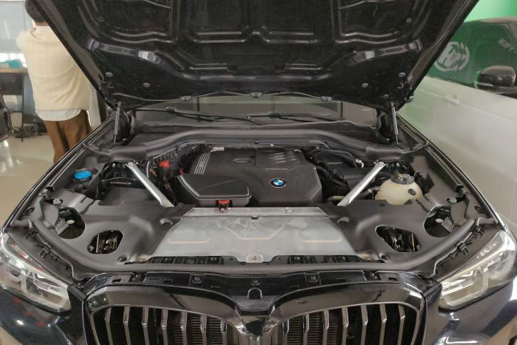 Used BMW X3 2022 Restyled xDrive25i M Sport Package Engine Bay