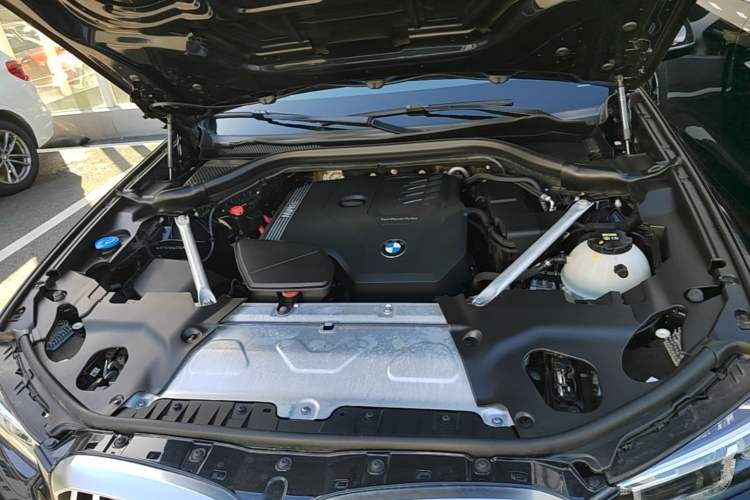 Used BMW X3 2022 xDrive25i M Sport Package Engine Bay