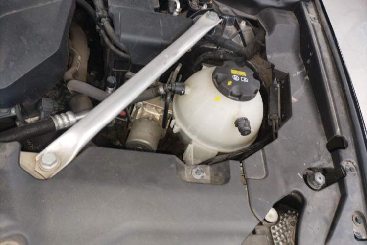 Used BMW X3 2022 xDrive25i M Sport Package Engine Bay Left