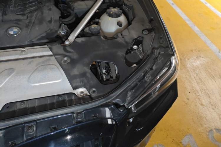 Used BMW X3 2022 M40i Engine Bay Left