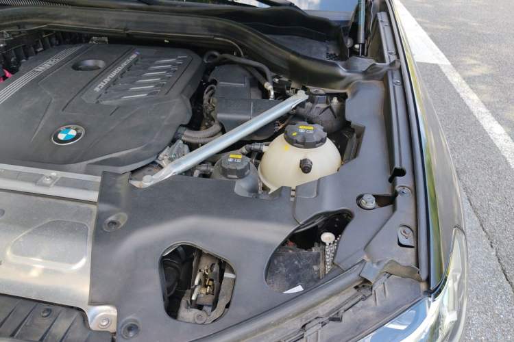 Used BMW X3 2022 M40i Engine Bay Left
