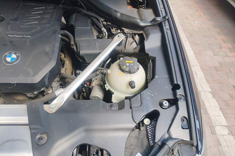 Used BMW X3 2022 xDrive25i M Sport Package Engine Bay Left
