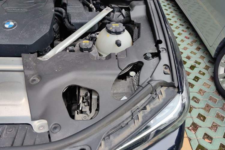 Used BMW X3 2022 Facelift xDrive30i Luxury Edition M Night Edition Package Engine Bay Left