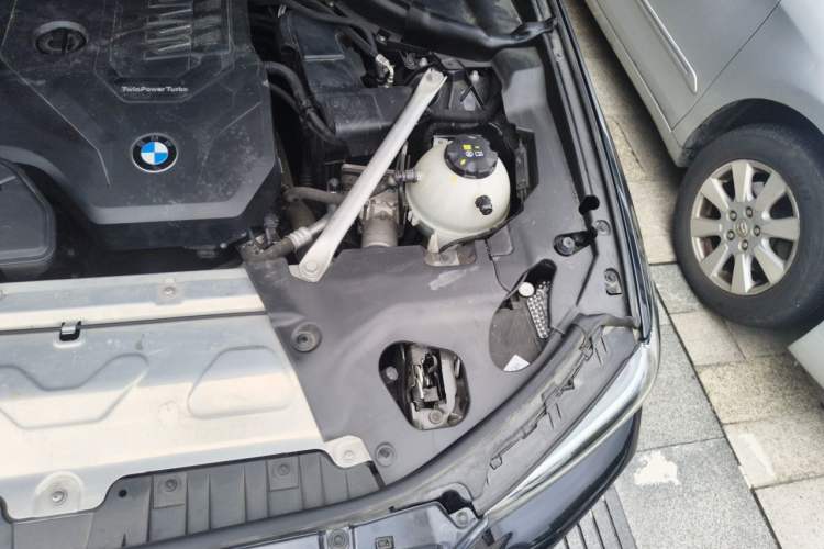 Used BMW X3 2022 xDrive25i M Sport Package Engine Bay Left