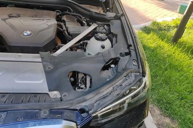 Used BMW X3 2022 xDrive25i M Sport Package Engine Bay Left