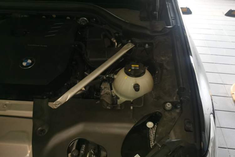 Used BMW X3 2022 xDrive25i M Sport Package Engine Bay Left