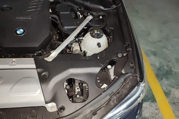 Used BMW X3 2022 xDrive25i M Sport Package Engine Bay Left