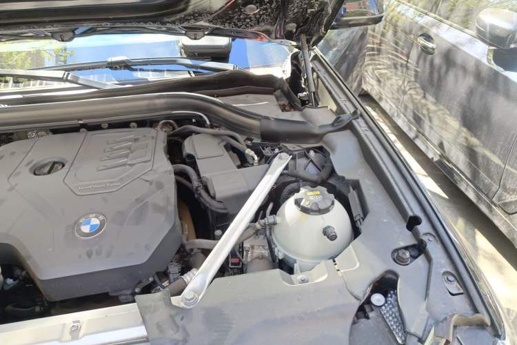Used BMW X3 2022 Restyled xDrive25i M Sport Package Engine Bay Left