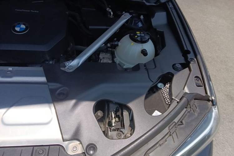 Used BMW X3 2022 xDrive25i M Sport Package Engine Bay Left