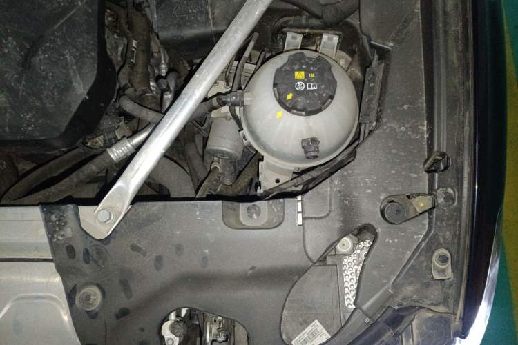 Used BMW X3 2022 xDrive25i M Sport Package Engine Bay Left