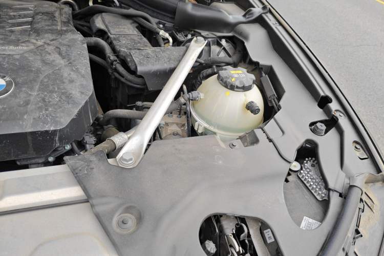 Used BMW X3 2022 Restyled xDrive25i M Sport Package Engine Bay Left
