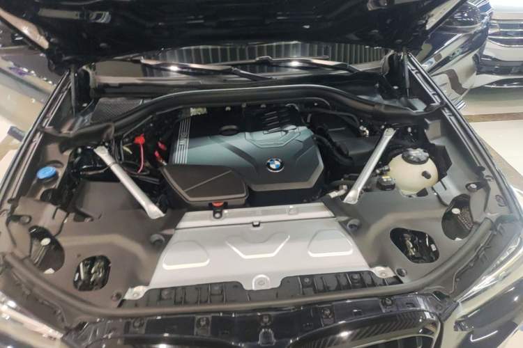 Used BMW X3 2022 Second Facelift xDrive30i Leading Edition M Night Sky Package Engine Bay