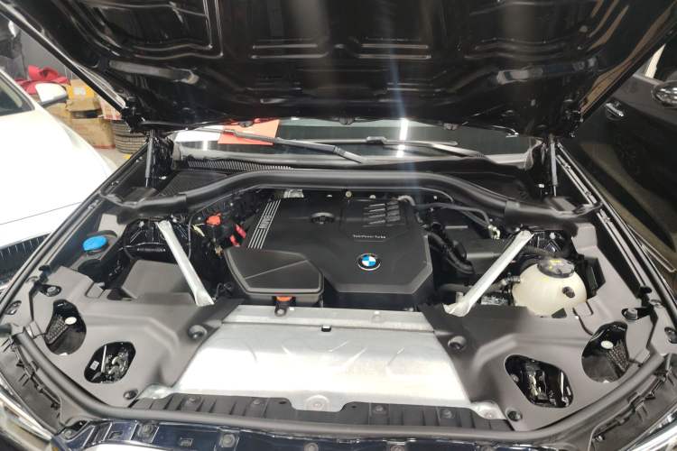 Used BMW X3 2022 xDrive25i M Sport Package Engine Bay
