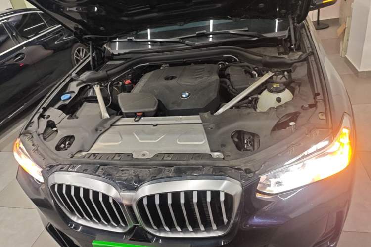 Used BMW X3 2022 Restyled xDrive25i M Sport Package Engine Bay
