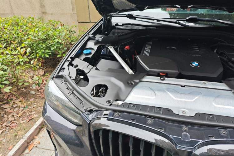 Used BMW X3 2022 Second Facelift xDrive30i Luxury Edition M Night Sky Package Engine Bay Right