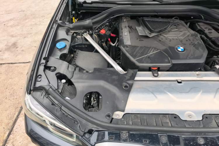 Used BMW X3 2022 Restyled xDrive25i M Sport Package Engine Bay Right