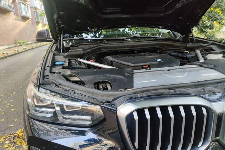 Used BMW X3 2022 xDrive25i M Sport Package Engine Bay Right