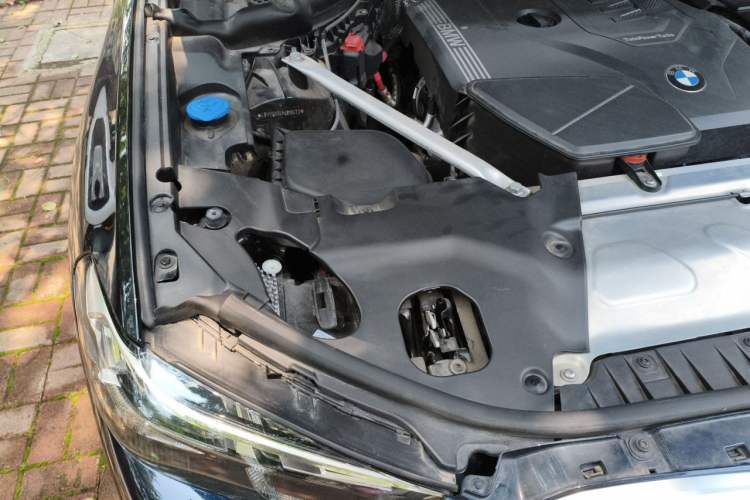 Used BMW X3 2022 Restyled xDrive25i M Sport Package Engine Bay Right