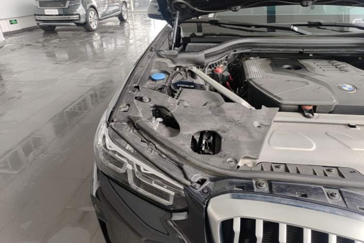 Used BMW X3 2022 xDrive25i M Sport Package Engine Bay Right